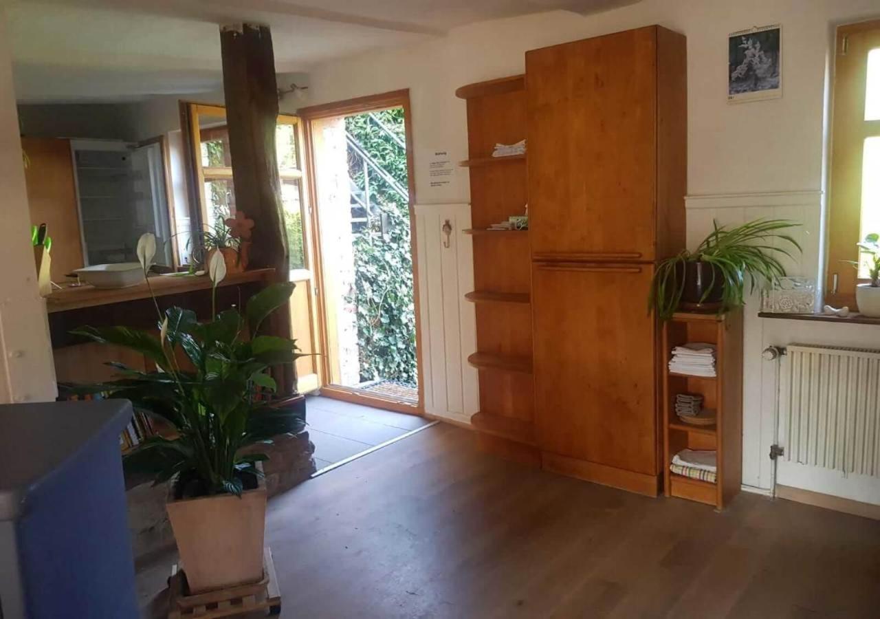 Aeltestes Haus In Quentel - Ferienwohnung 1 Mit Kleinem Garten Hessisch Lichtenau ภายนอก รูปภาพ